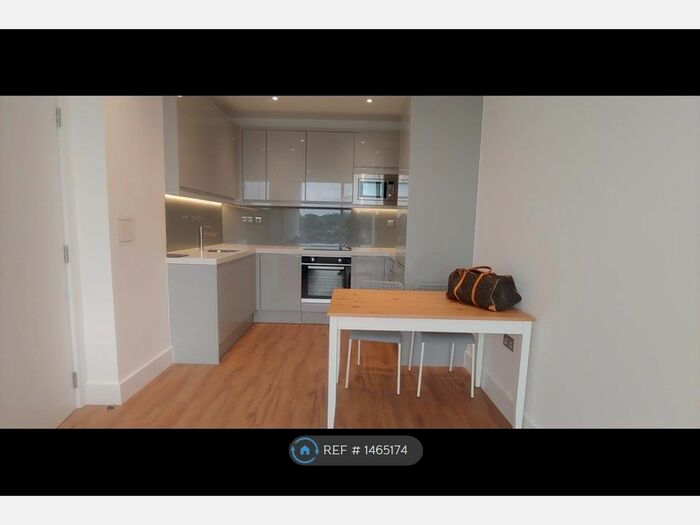 1 Bedroom Terraced House To Rent In Westgate House, London, W5