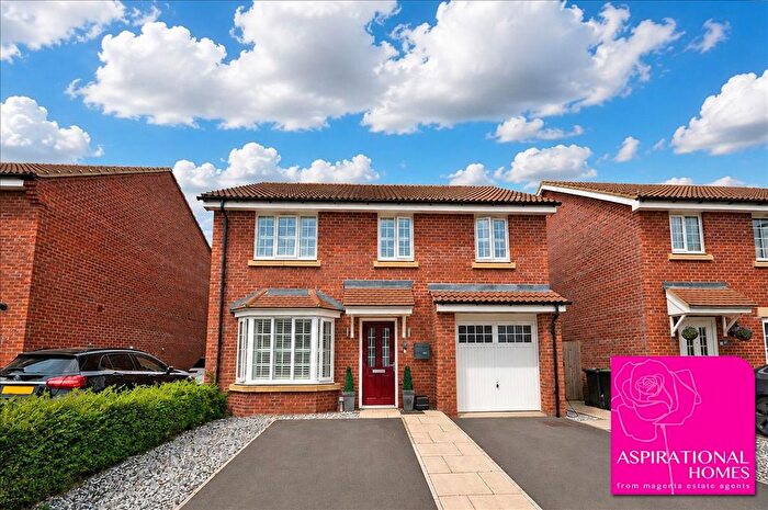 4 Bedroom Detached House For Sale In Acacia Crescent, Raunds, Northamptonshire, NN9