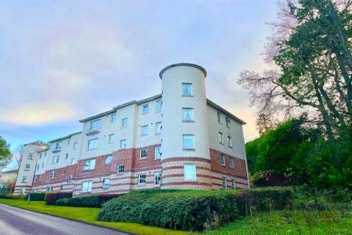 3 Bedroom Flat To Rent In Silver Birch Wynd, Port Glasgow, PA14