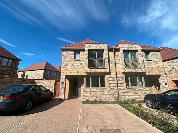 3 Bedroom Property To Rent In Barton Village Road, Headington, Oxford, OX3