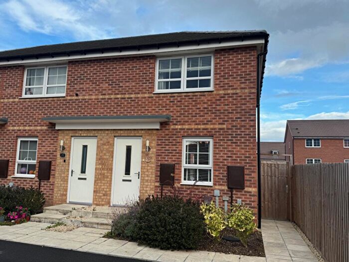 2 Bedroom Town House For Sale In Pearl Drive, Gateford, Worksop, S81