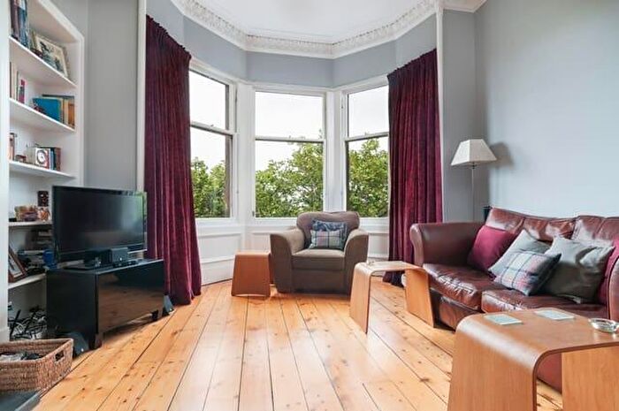 2 Bedroom Flat To Rent In L Comely Bank Road, Edinburgh, EH4