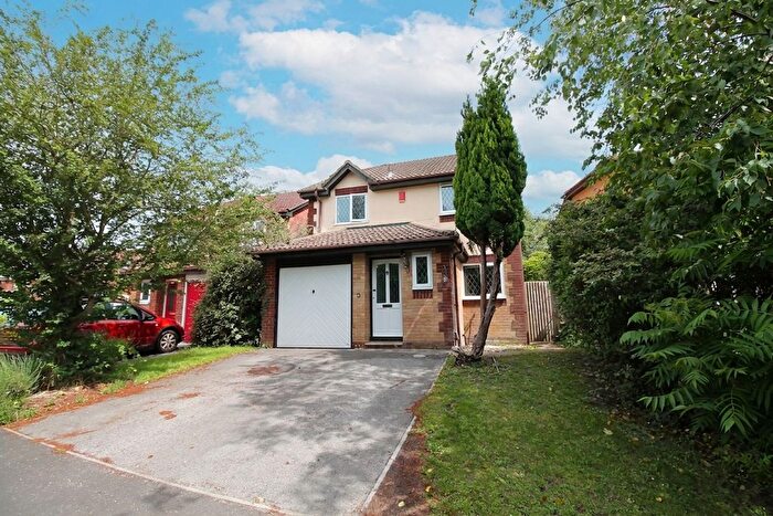 3 Bedroom Detached House For Sale In Isaacs Close, Talbot Village, Poole, BH12