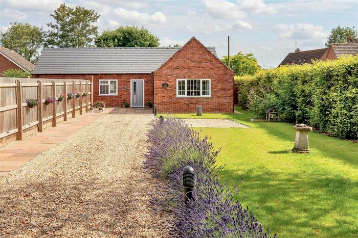 3 Bedroom Detached Bungalow For Sale In Fieldside, Mareham-Le-Fen, Boston, PE22