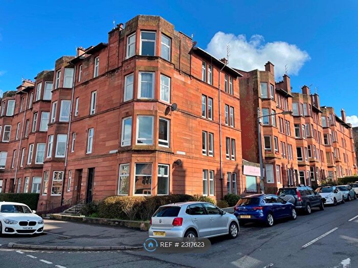 2 Bedroom Flat To Rent In Tantallon Road, Glasgow, G41
