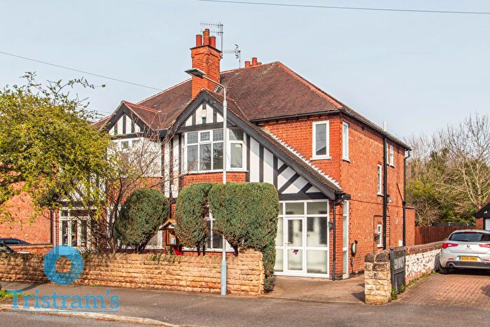 3 Bedroom Semi Detached House For Sale In Selby Road, West Bridgford, NG2