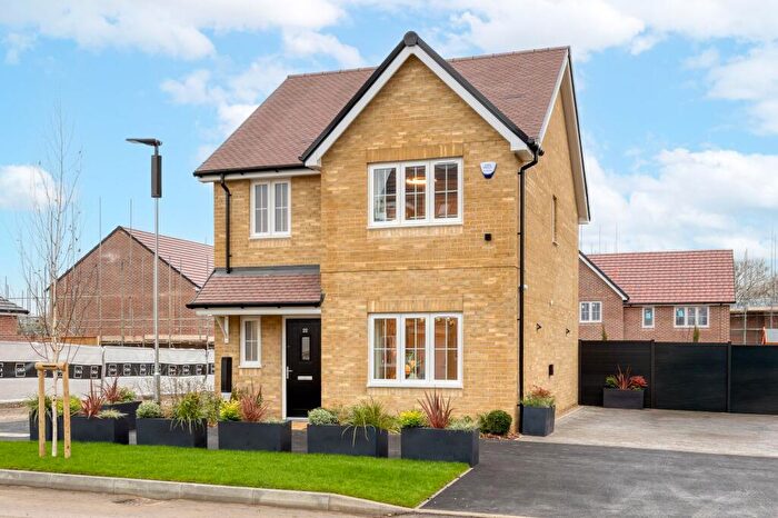 3 Bedroom Semi Detached House For Sale In Off Graves Paddock, Bates Ave, SG15