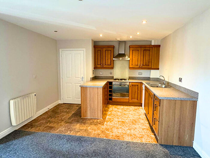 2 Bedroom Flat To Rent In Olsen Rise, Lincoln, LN2