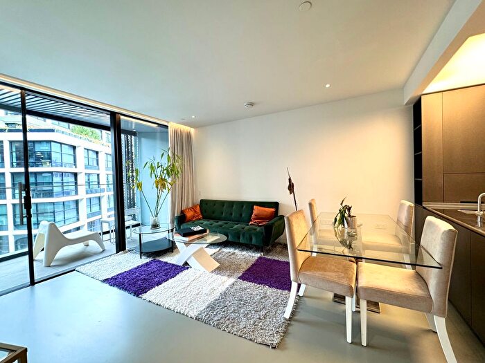 1 Bedroom Flat To Rent In Lewis Cubitt Square, London, N1C