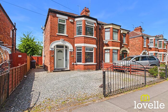 3 Bedroom Semi-Detached House For Sale In Hall Road, Kingston Upon Hull, HU6