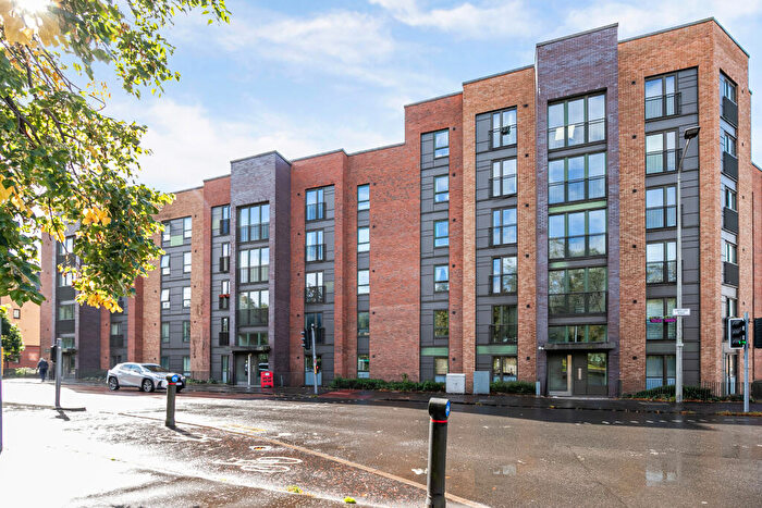 2 Bedroom Flat For Sale In / Garscube Road, Firhill, Glasgow, G20