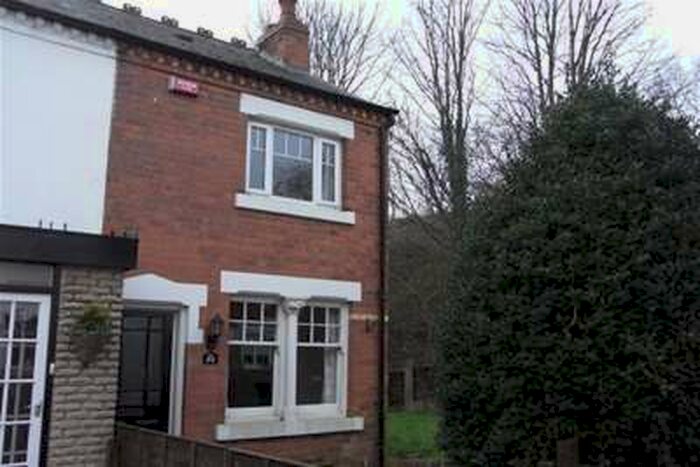 2 Bedroom House To Rent In Riland Grove, Sutton Coldfield. B75