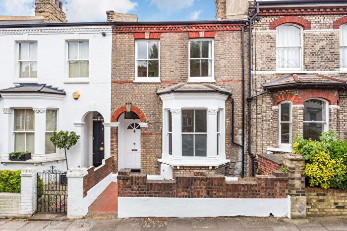 4 Bedroom Terraced House To Rent In London, SW11