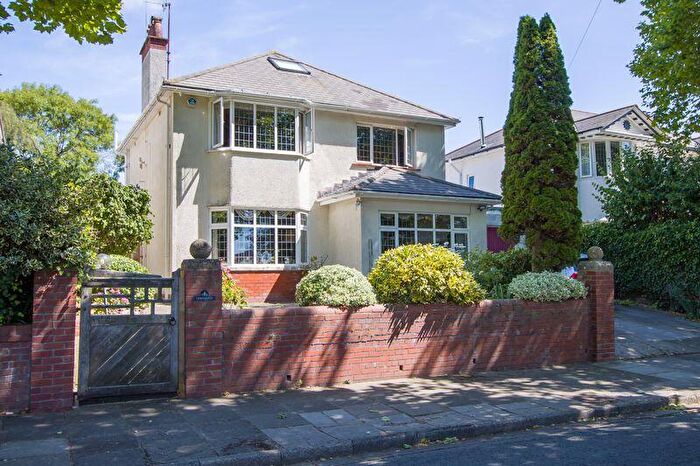 5 Bedroom Detached House For Sale In Clinton Road, Penarth, CF64