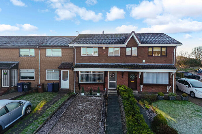 3 Bedroom Terraced House For Sale In Drumillan Hill, Inverclyde, Greenock, PA16