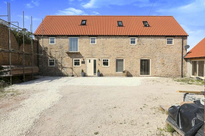 4 Bedroom Detached House For Sale In Mansfield Road, Creswell, Worksop, Nottinghamshire, S80