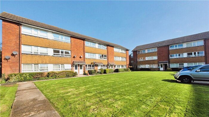 2 Bedroom Maisonette To Rent In Strode Street, Egham, Surrey, TW20