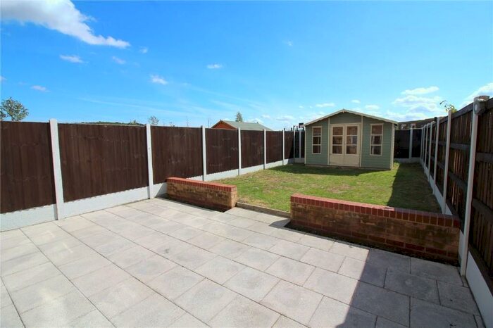 4 Bedroom Terraced House To Rent In Hoo Road, Rochester, Kent, ME3