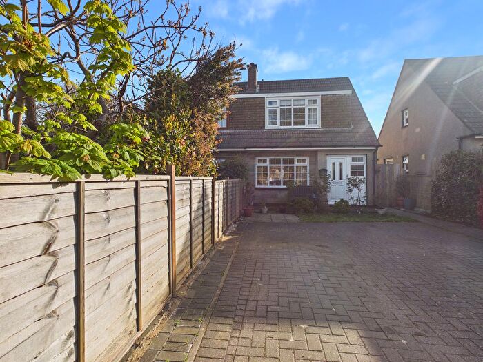 3 Bedroom Property For Sale In Aneray Road, Camborne, TR14