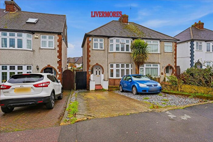 3 Bedroom Semi Detached House For Sale In Station Road, Crayford, Dartford, DA1