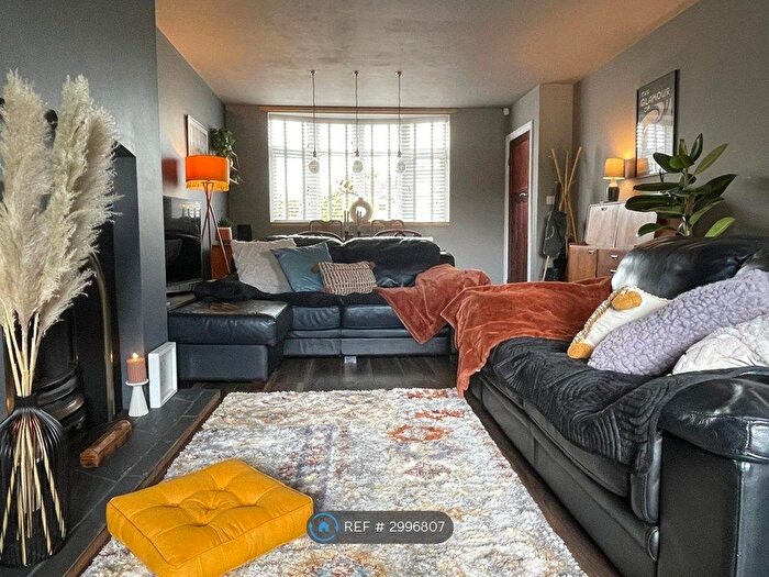 2 Bedroom Terraced House To Rent In High Bank Road, Manchester, M43