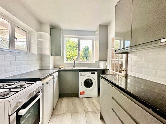 2 Bedroom Semi-Detached House To Rent In Stirling Road, Twickenham, TW2