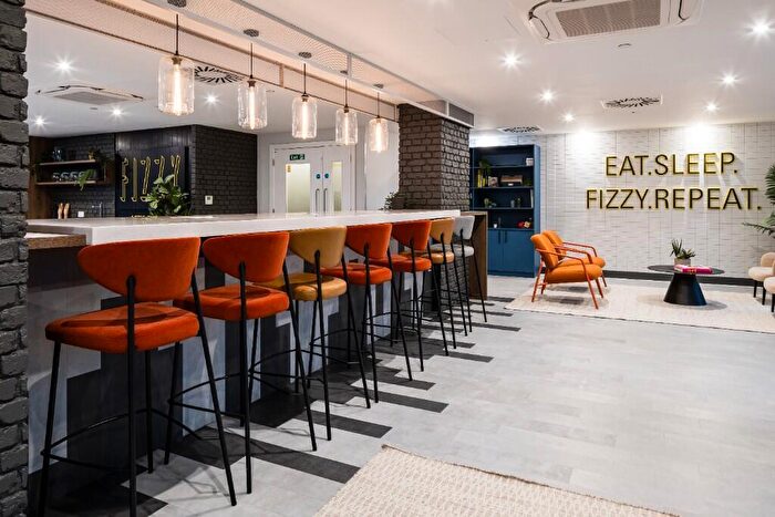 Studio To Rent In Silvertown Way, London, E16