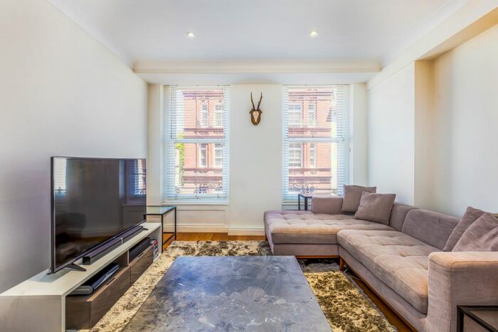 1 Bedroom Flat To Rent In Bedford Street, Covent Garden, London WC2E