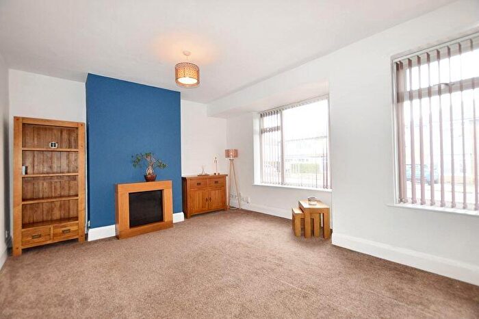 3 Bedroom House To Rent In Moorland Road, Pudsey, LS28