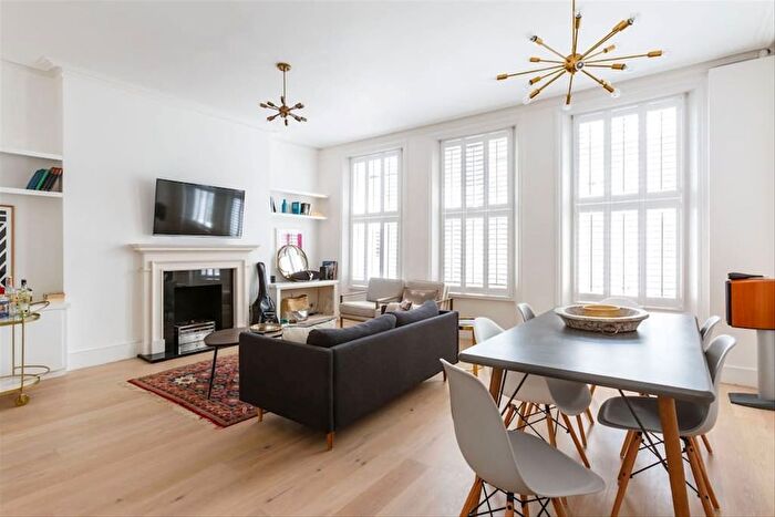 2 Bedroom Flat To Rent In Charleville Road, West Kensington, W14