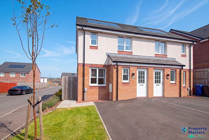 3 Bedroom Semi-detached House For Sale In St. Brendans Place, Saltcoats, KA21