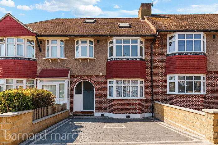 4 Bedroom Terraced House To Rent In Shaldon Drive, Morden, SM4