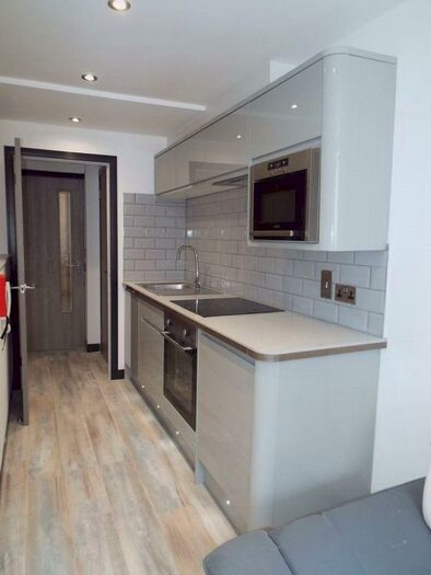 1 Bedroom Flat To Rent In Aprt, Hubert Rd, B29