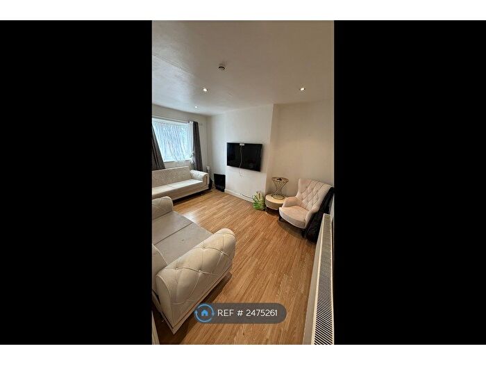2 Bedroom Flat To Rent In Harrow Road, Wembley, HA9