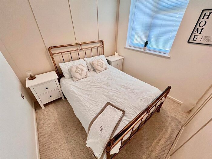 2 Bedroom Chalet For Sale In Newport Road, Hemsby, NR29