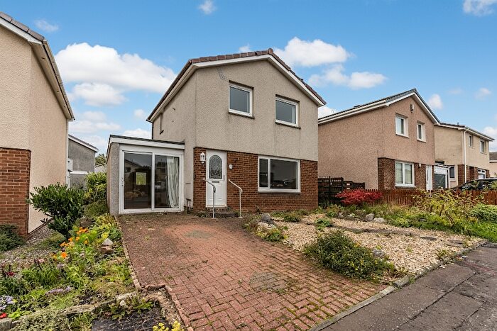 3 Bedroom Detached House For Sale In The Glebe, West Calder, EH55