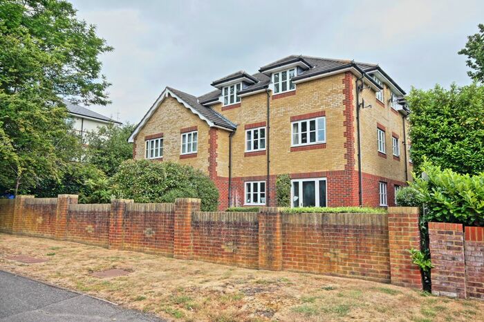 1 Bedroom Flat To Rent In Brooklyn Road, Woking, GU22