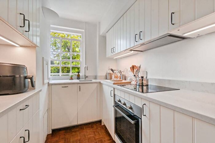 1 Bedroom Flat For Sale In Eton College Road, Chalk Farm, Camden, NW3