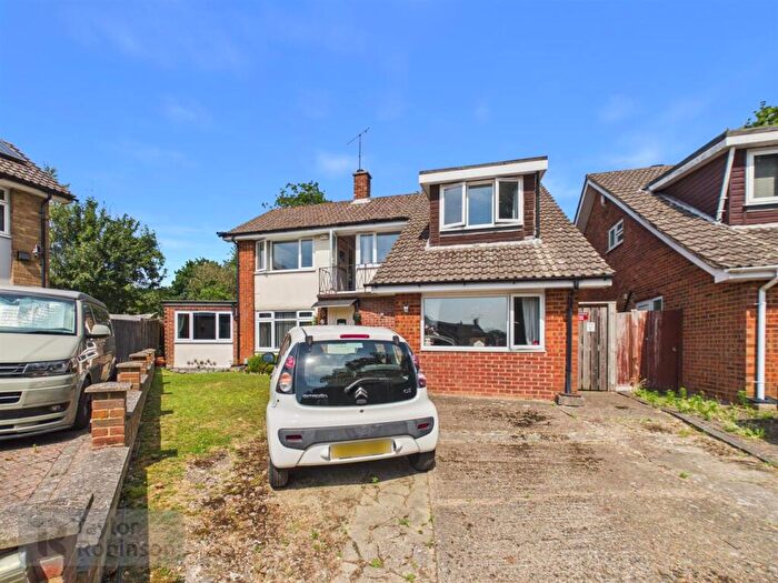 4 Bedroom Detached House For Sale In Harewood Close, Pound Hill, Crawley, RH10