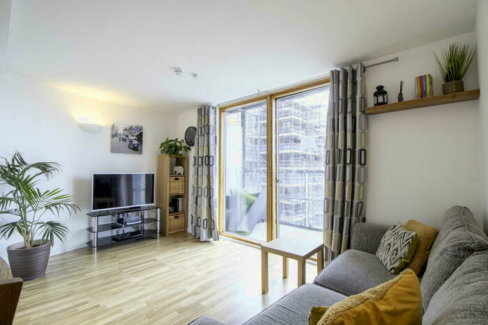 2 Bedroom Apartment To Rent In West Point, Leeds, LS1