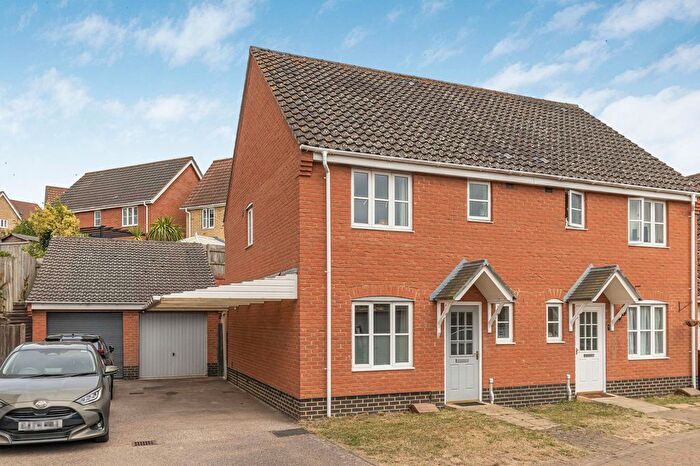 3 Bedroom Semi-Detached House For Sale In Emmerson Way, Hadleigh, IP7