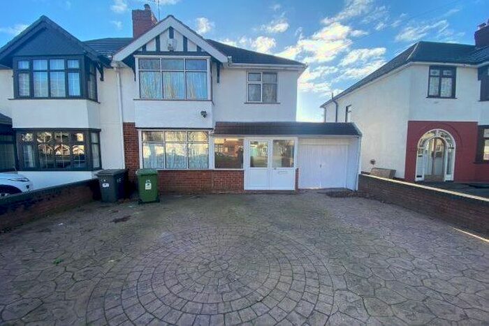 3 Bedroom Property To Rent In Honor Avenue, Wolverhampton, WV4