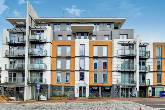 2 Bedroom Flat To Rent In Whytecliffe Road South, Purley, CR8