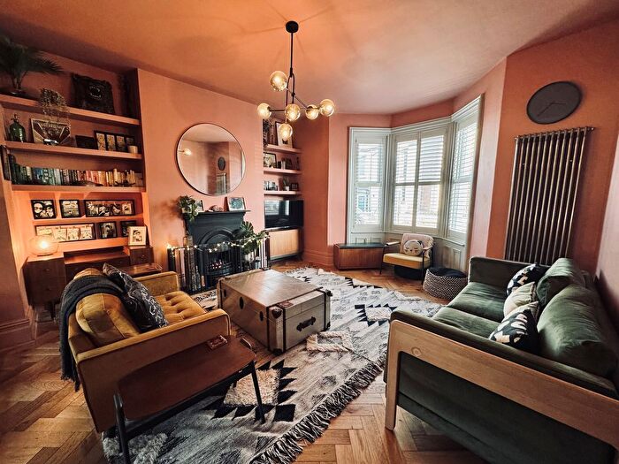 4 Bedroom Terraced House For Sale In North Parade, Whitley Bay, NE26