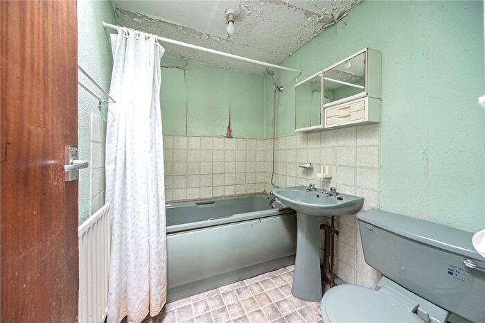 1 Bedroom Flat For Sale In Cavendish Road, London, N4