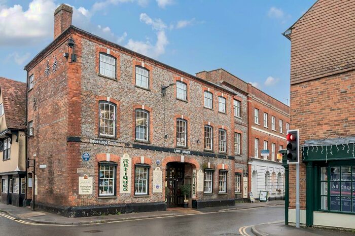 1 Bedroom Apartment To Rent In High Street, Wallingford, OX10