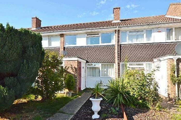 3 Bedroom Detached House To Rent In Rectory Grove, Middlesex, TW12