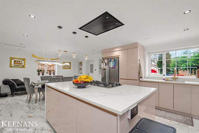 4 Bedroom Detached House For Sale In Bank Lane, Blackburn, BB1