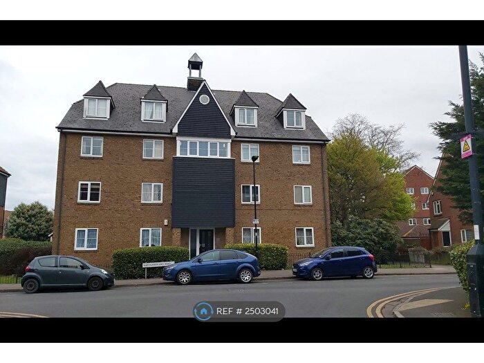 1 Bedroom Flat To Rent In Beckton, London, E6
