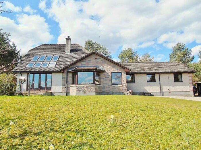 5 Bedroom Detached House For Sale In Daviot, Inverness, IV2